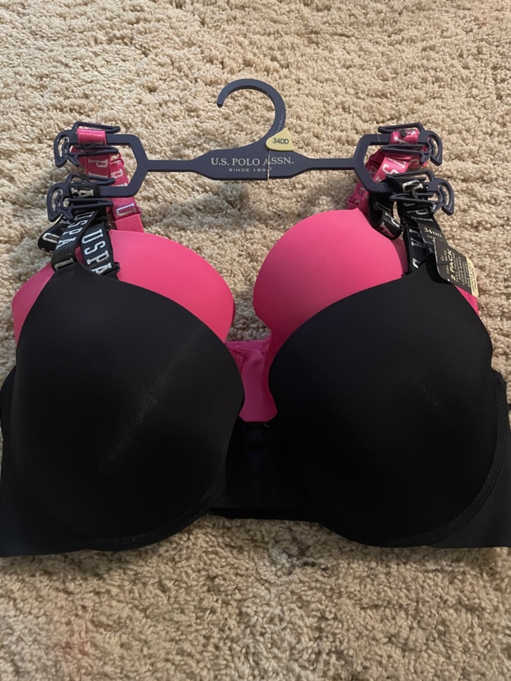 2 pack34 DD U.S. Polo Assn. Black and Hot Pink Molded Push-Up Bra